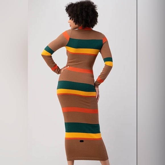 Multi-Colored Sweater Dress - Picture 4 of 5
